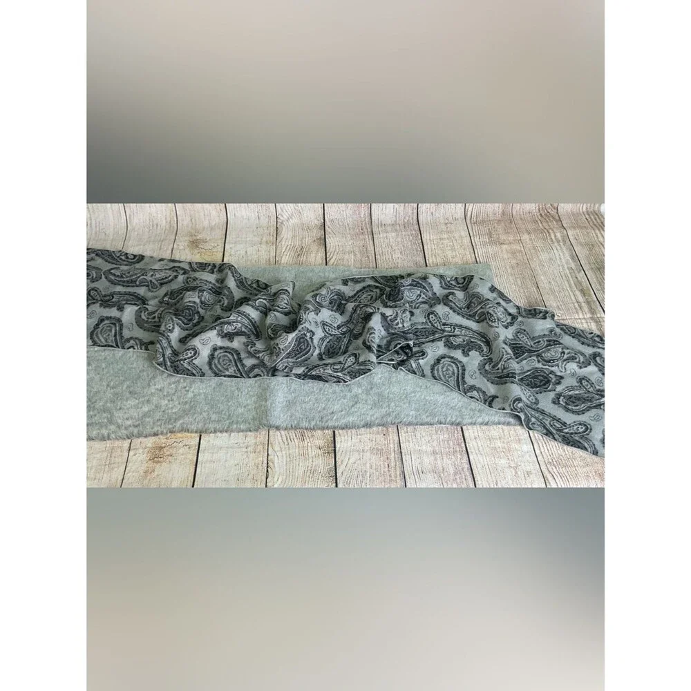Black & Gray 100% Cashmere Paisley Fringe Scarf